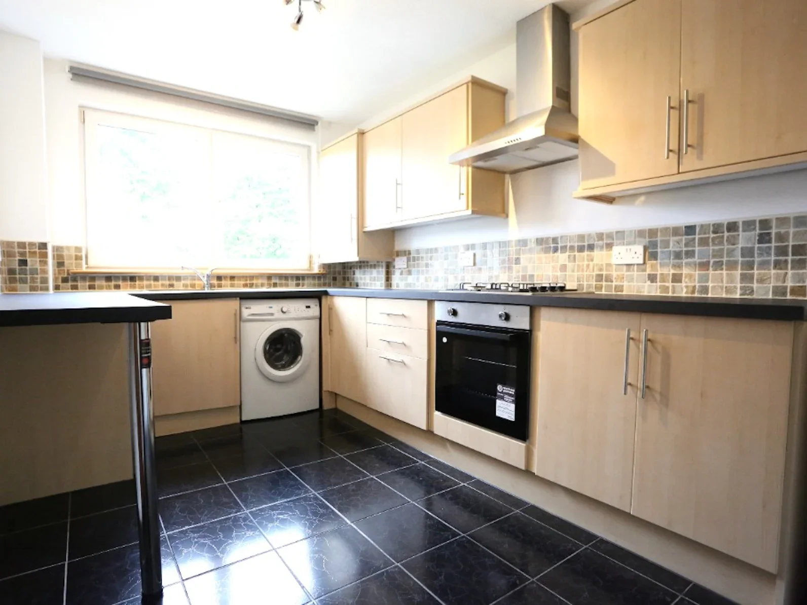 Flat Craigleith Avenue South in City of Edinburgh