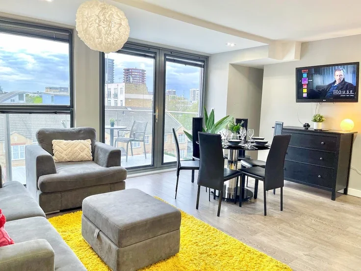 Flat Bridport Place in Greater London