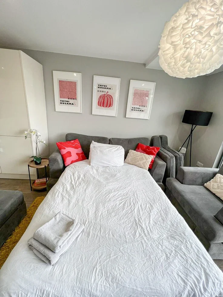 Flat Bridport Place in Greater London