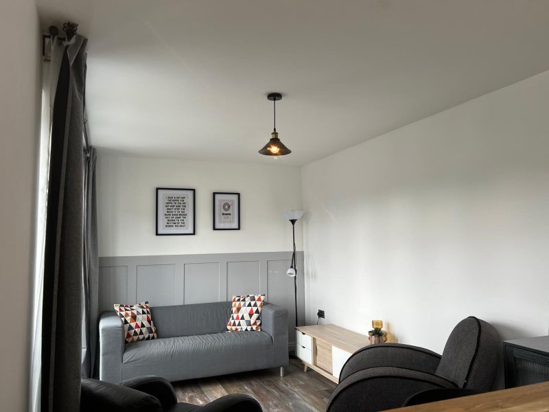 Flat Greengate Lane in Prestwich