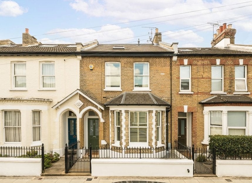 House Haldon Road in Greater London