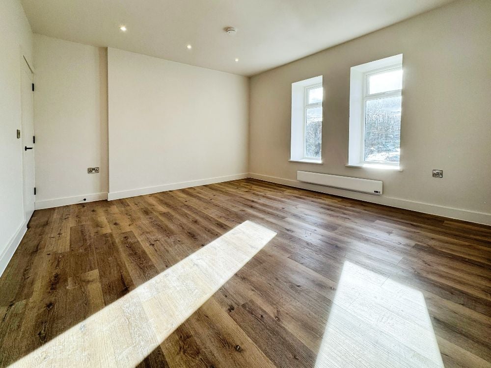 Flat Eversley Park in Chester