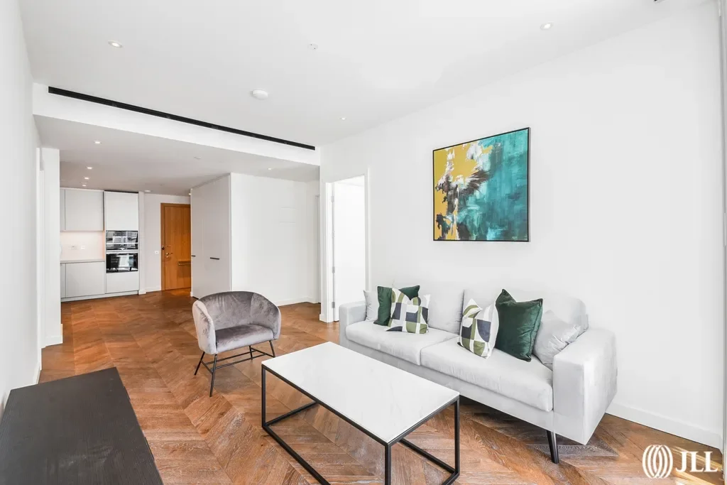 Flat Prospect Way in Greater London