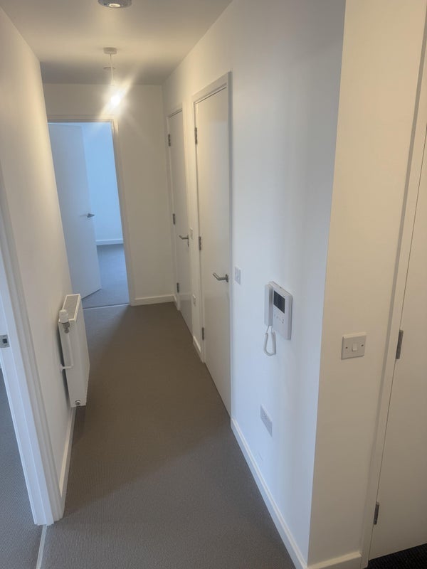 Flat Linden Grove in Greater London