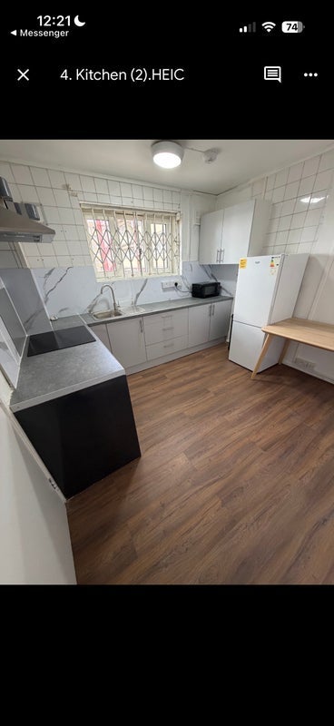 Room Stanhope Street in Greater London