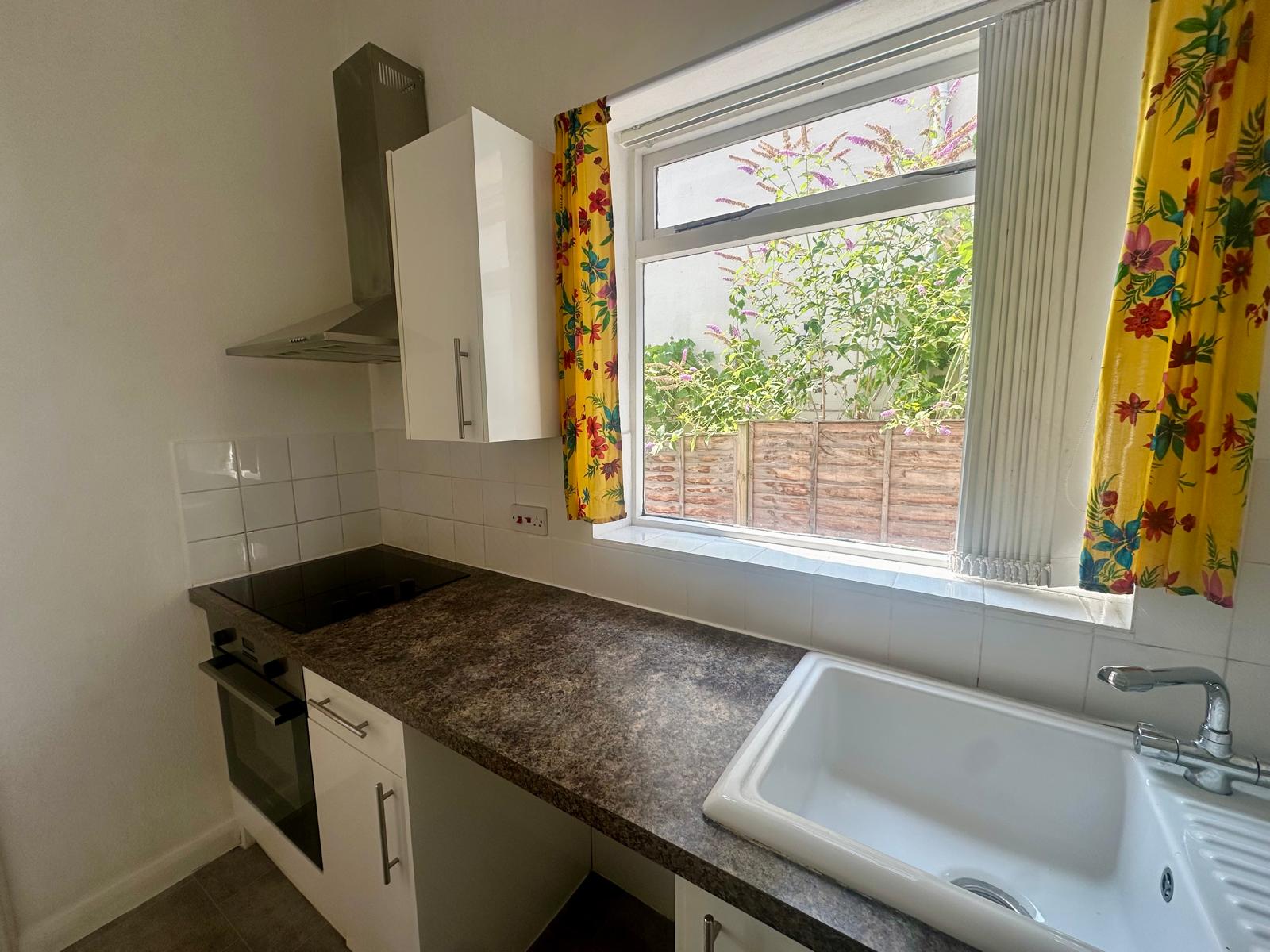 Flat Upper Grosvenor Road in Tunbridge Wells