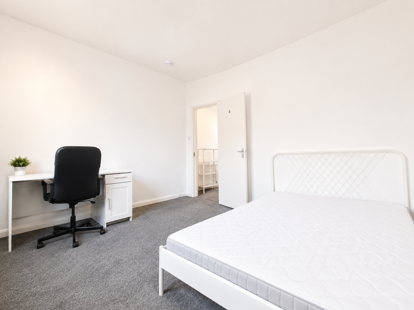 Flat Cambridge Grove in Greater London