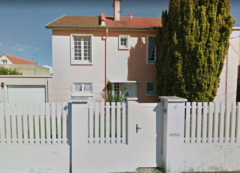 House Rue Fabre d'Églantine in Le Havre