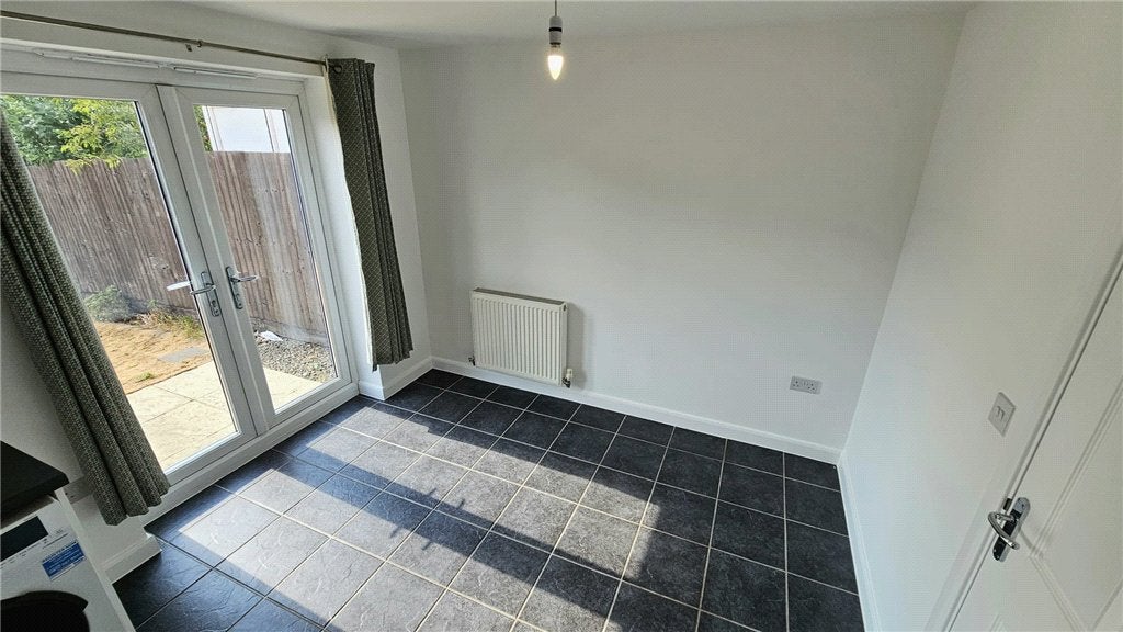 House Lindrick Close in Great Denham
