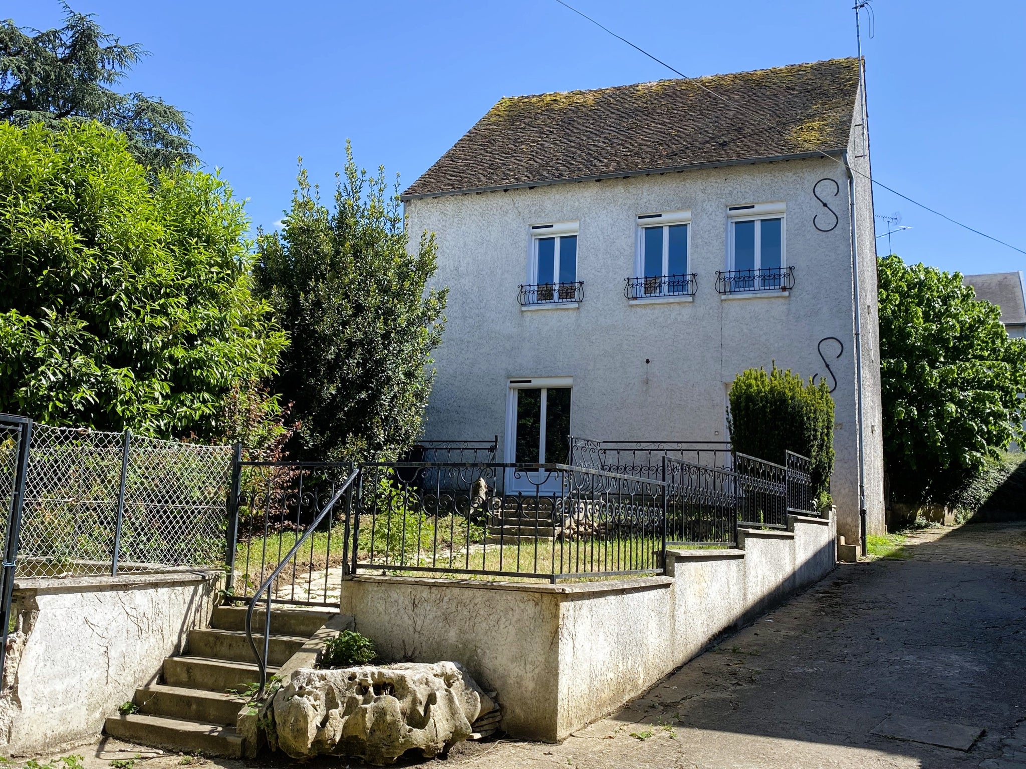 Maison Rue des Rosettes à Courtenay