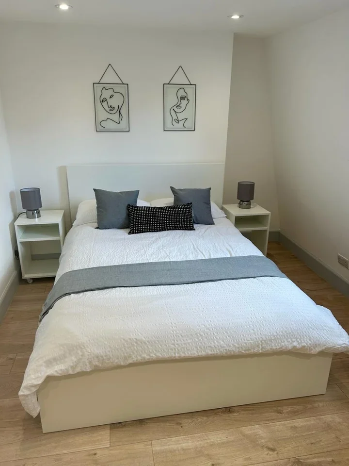 Room Frederick Street in Greater London