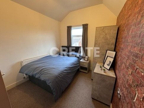 Room Earlesmere Avenue in Doncaster