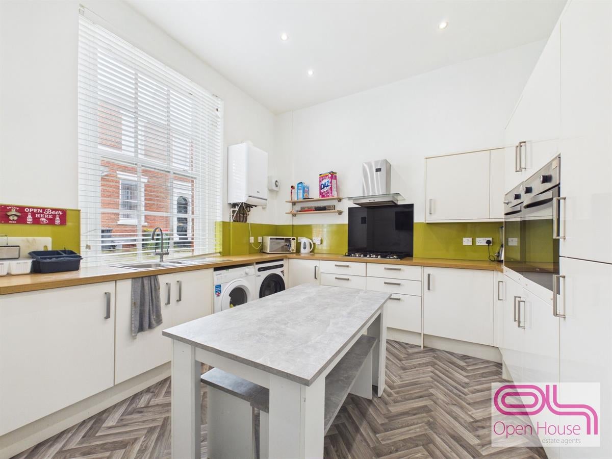 Room Avenham Lane in Preston
