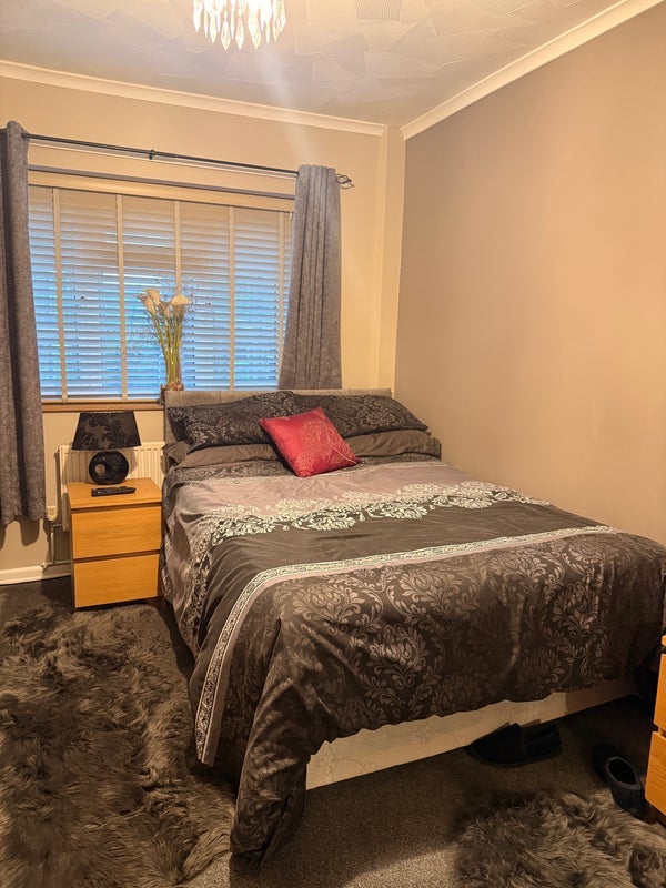 Room Horsfall Street in Leeds