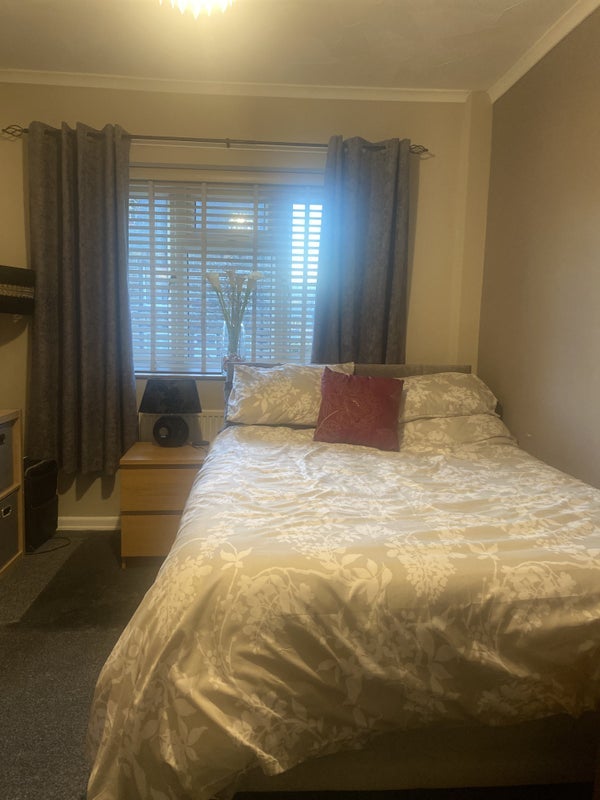 Room Horsfall Street in Leeds