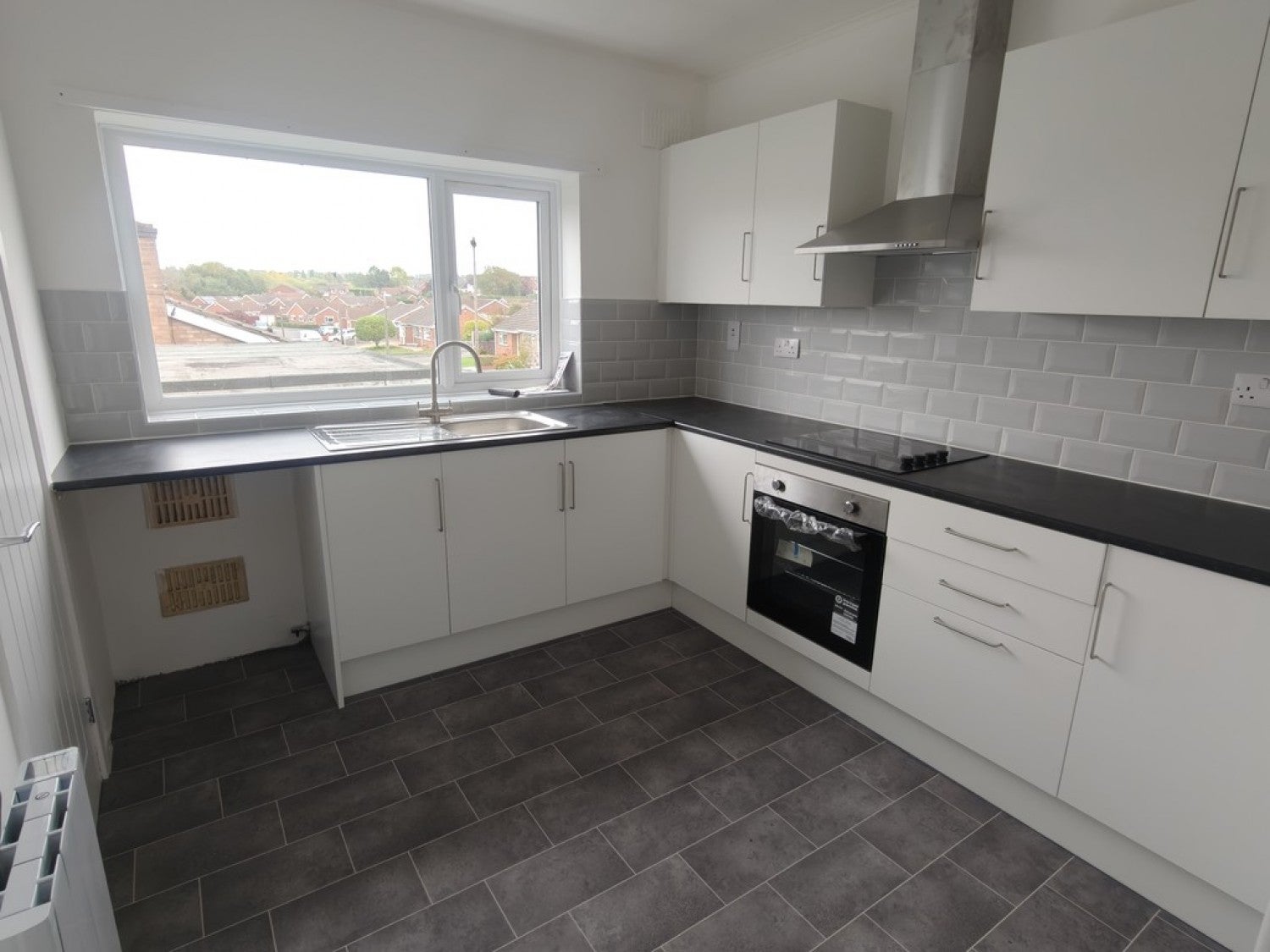 Flat Barnes Way in Worcester