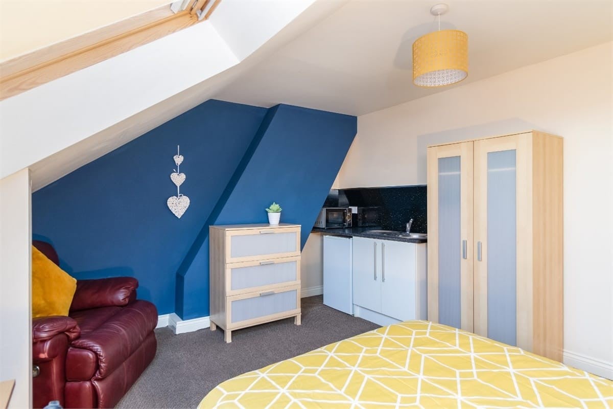 Room Roker Avenue in Sunderland