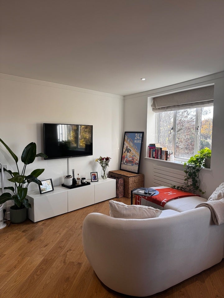 Flat Upper Richmond Road in Greater London