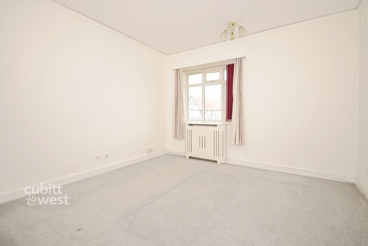 Flat Augusta Road in Thanet