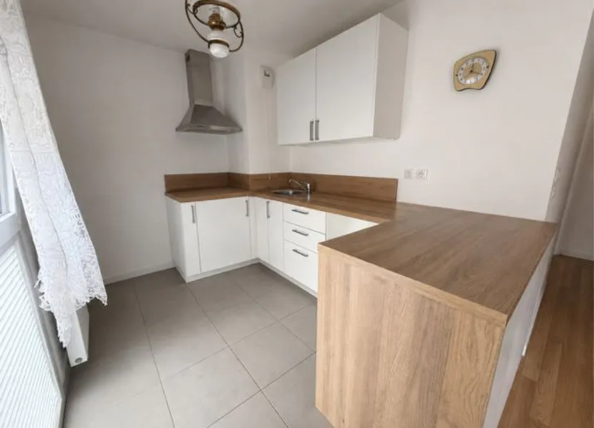 Flat Rue Rymarov in Crosne