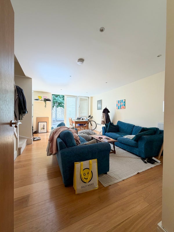 Room Lett Road in Greater London