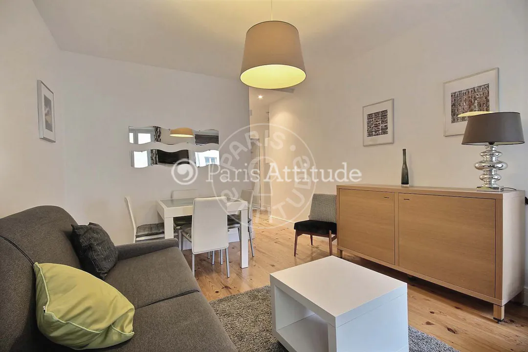 Flat Rue Claude-Rodier in Paris