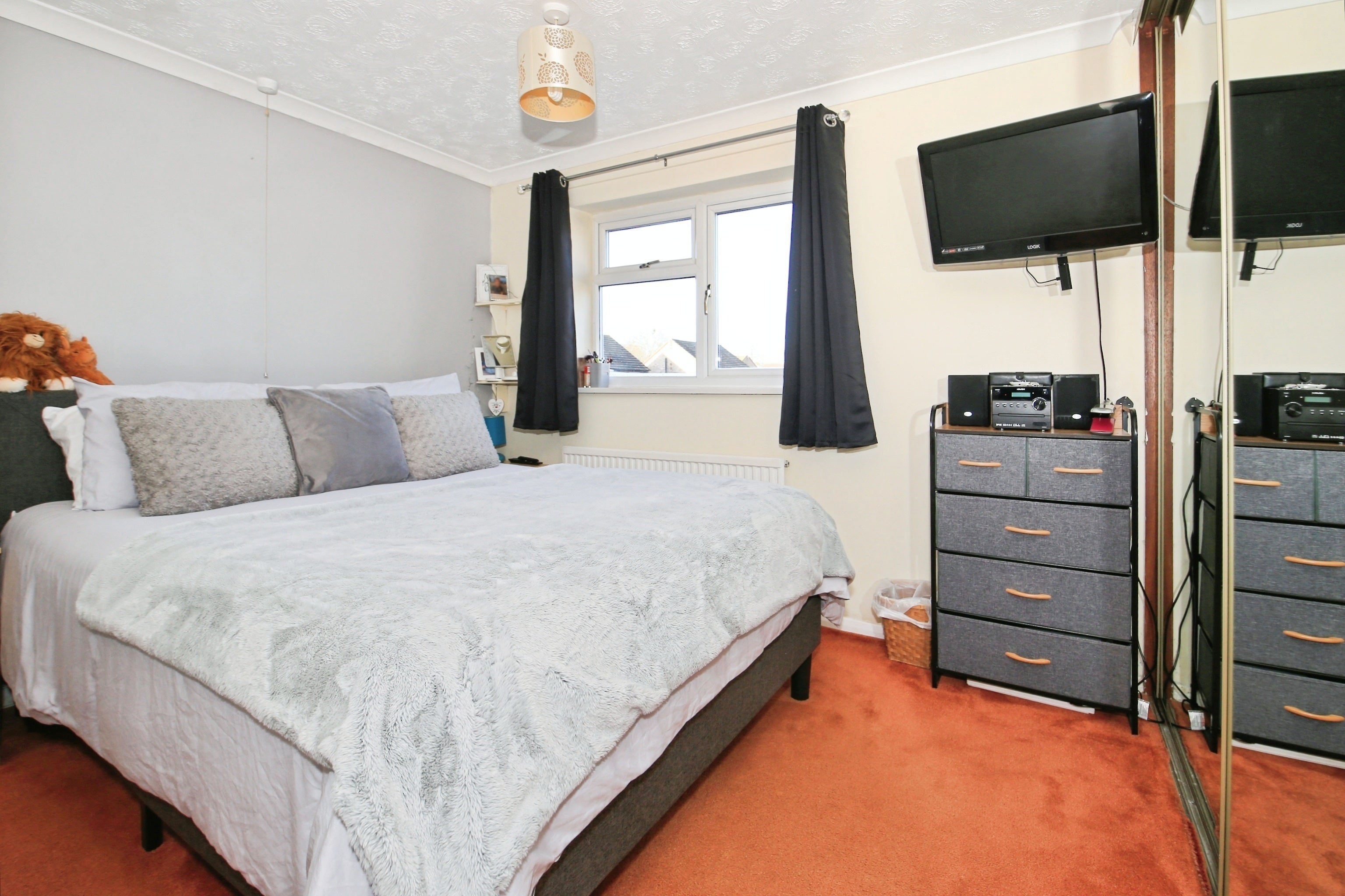 House Sevenacres in Peterborough