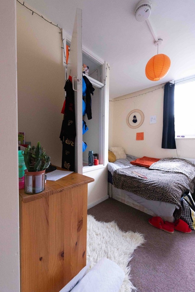 House Carlton Grove in Greater London