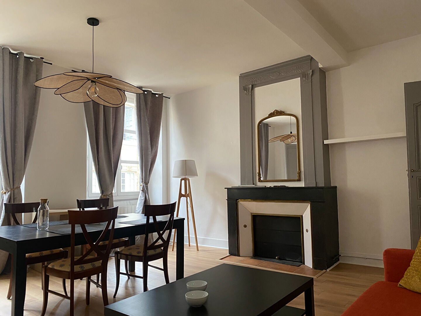 Appartement Rue Ausone à Bordeaux