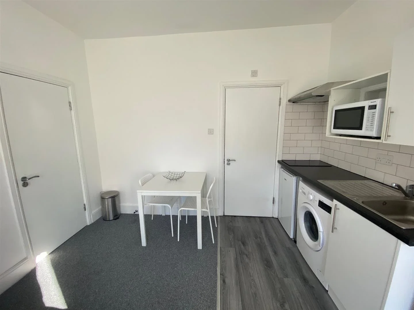 Flat Lancaster Road in Greater London