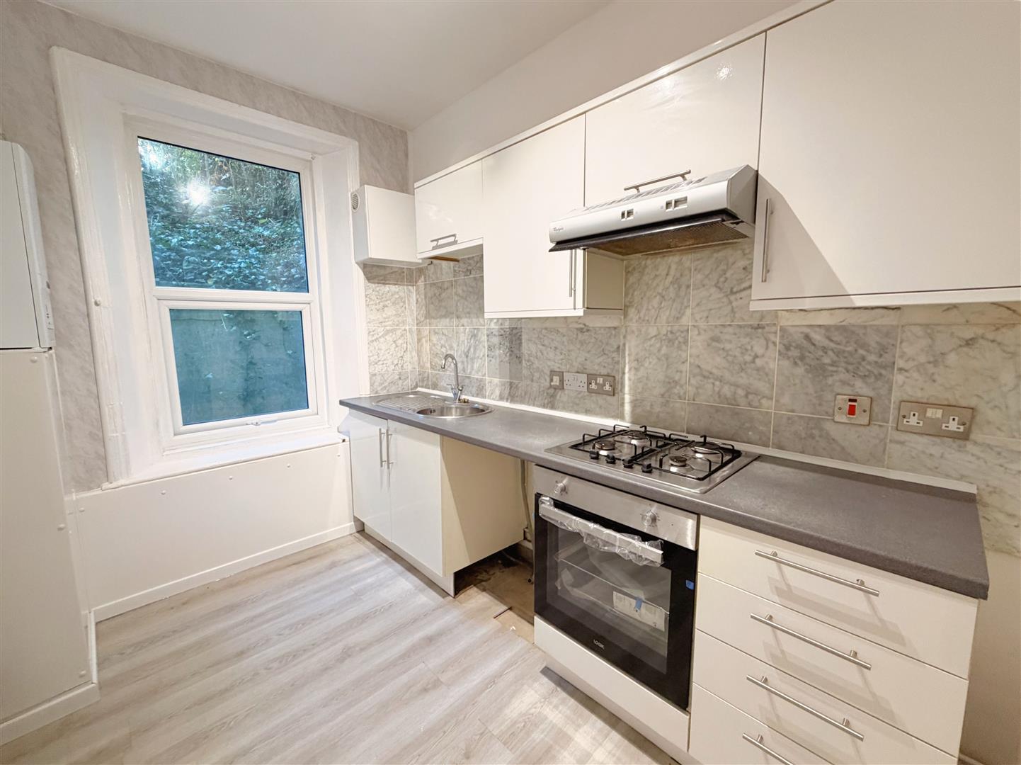 Flat Silchester Road in St Leonards