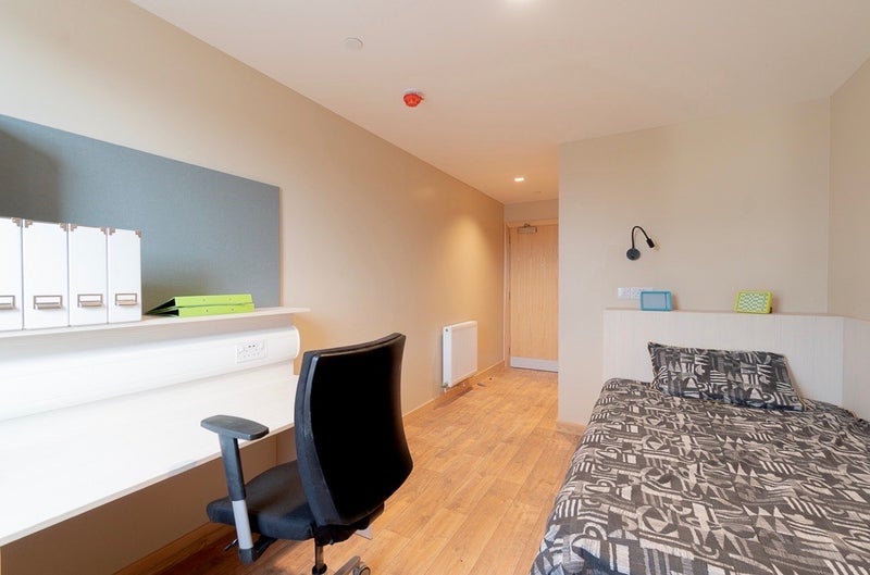 Room Robb's Loan in City of Edinburgh