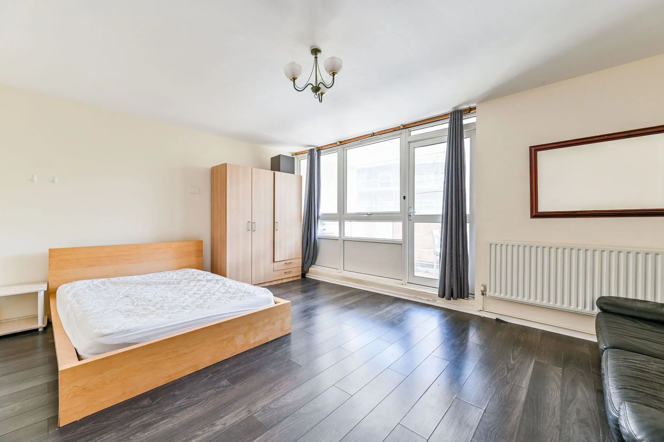Flat Nash Street in Greater London