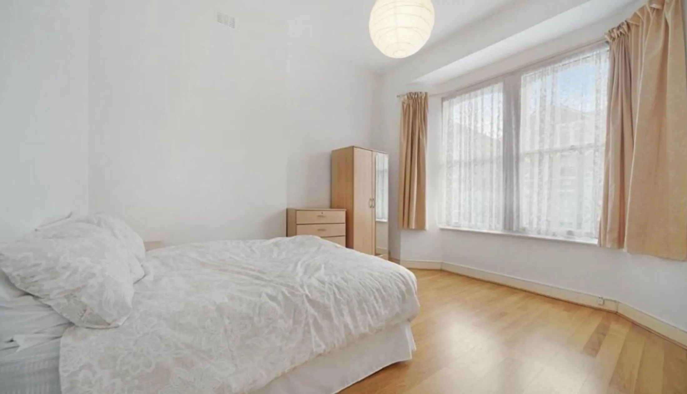 Flat Tressillian Crescent in Greater London