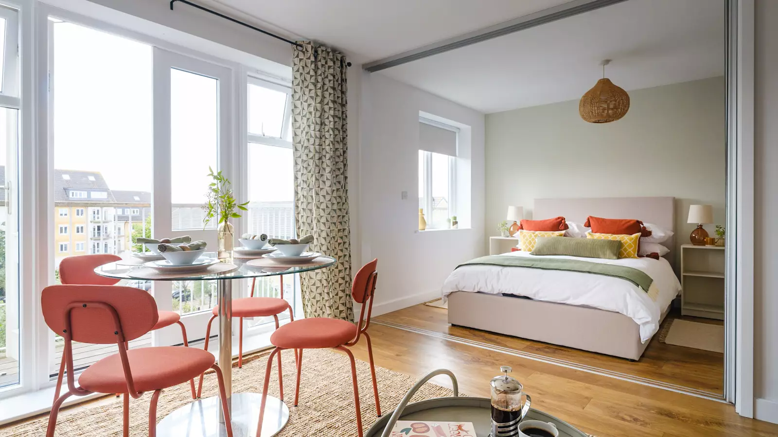 Flat Park Lodge Avenue in Greater London