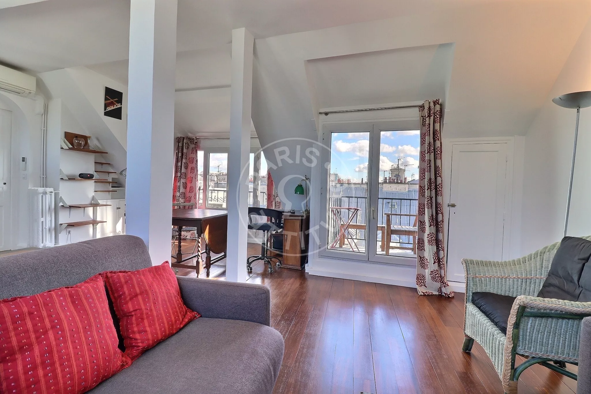 Flat Rue Saint-Georges in Paris