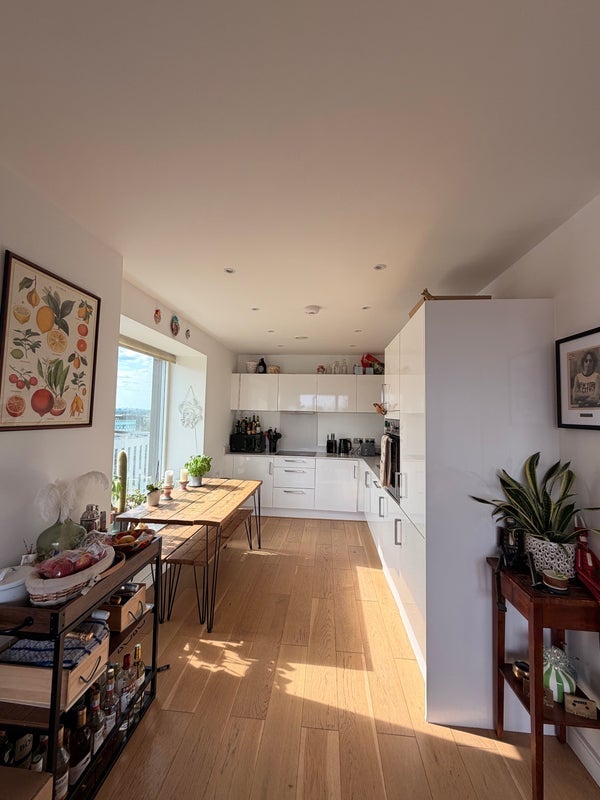 Flat Prospect Row in Greater London