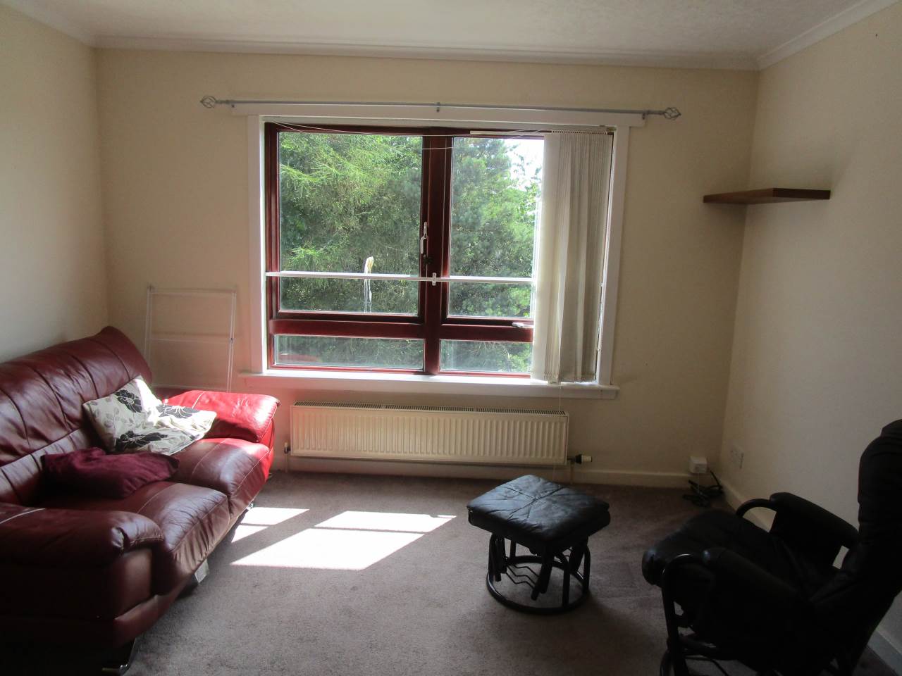 Flat Thurso Crescent in Dundee