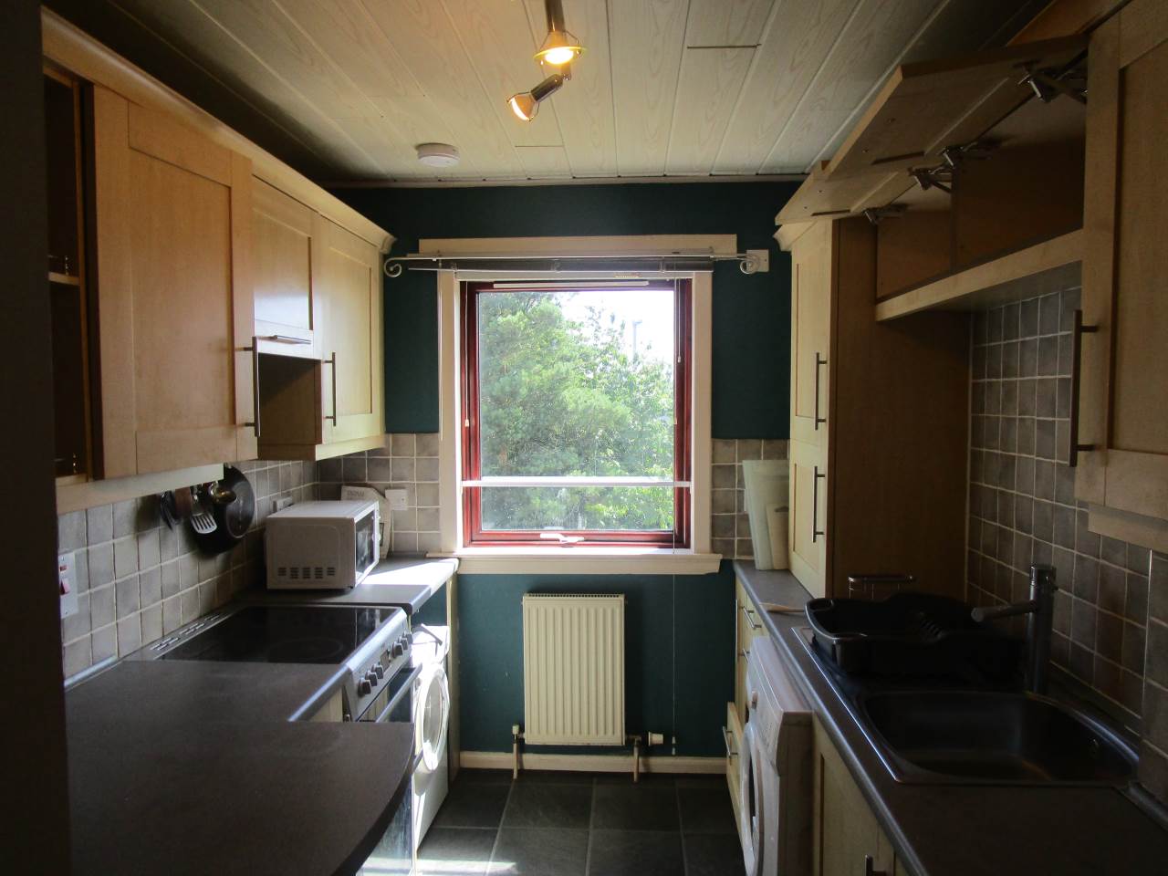 Flat Thurso Crescent in Dundee