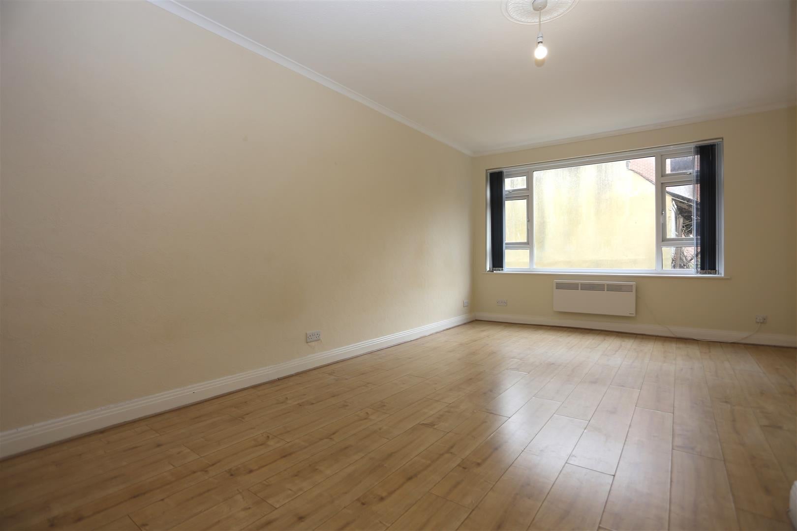 Flat Wilbury Road in Hove