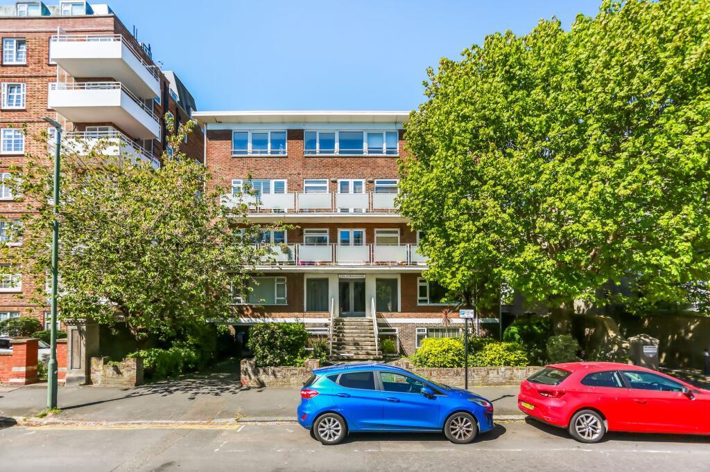 Flat Wilbury Road in Hove