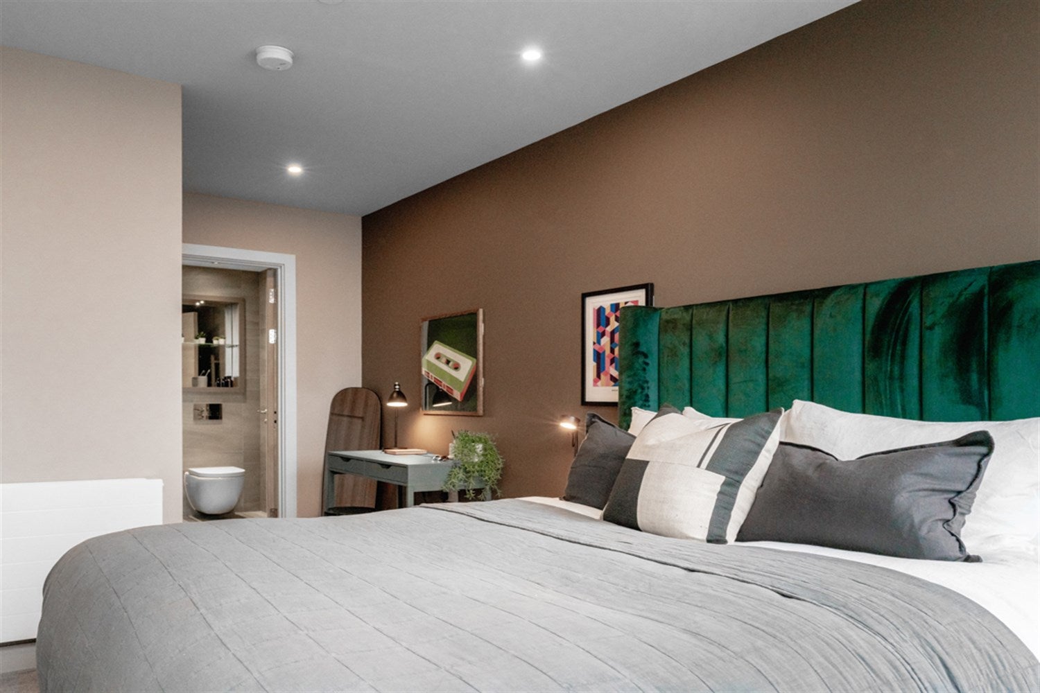 Flat Wilnecote Lane in Tamworth