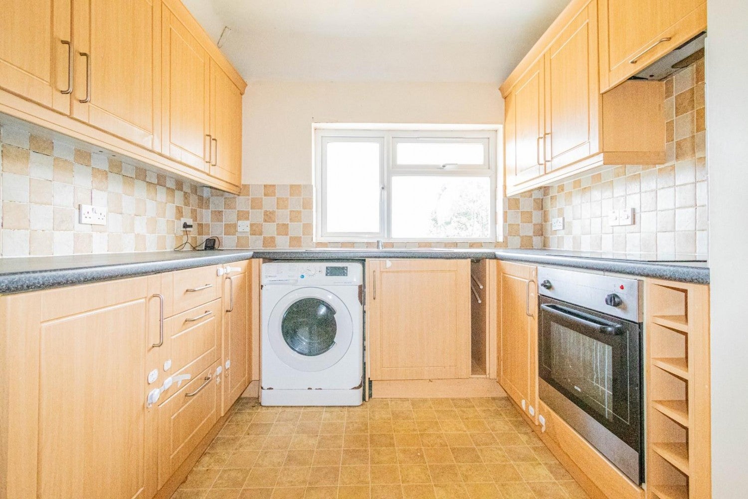 Flat Harmer Close in Bristol