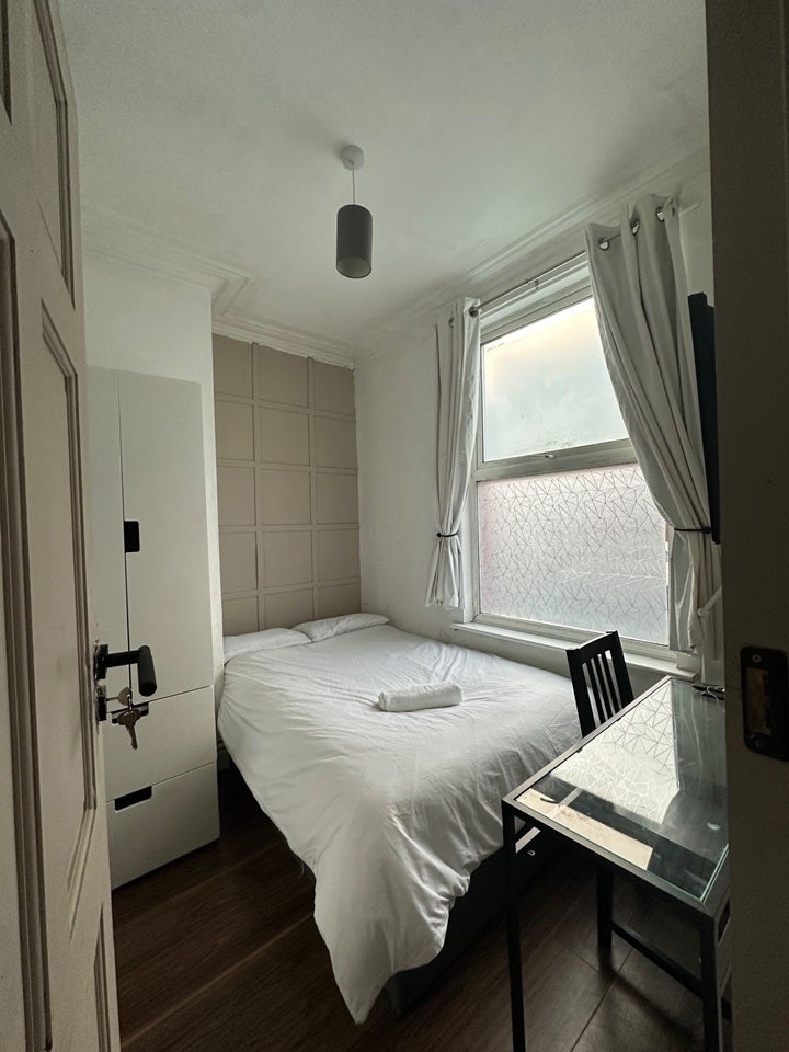 Room Thornville Road in Leeds