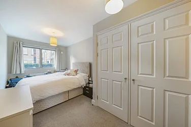 Flat Hartfield Crescent in Greater London