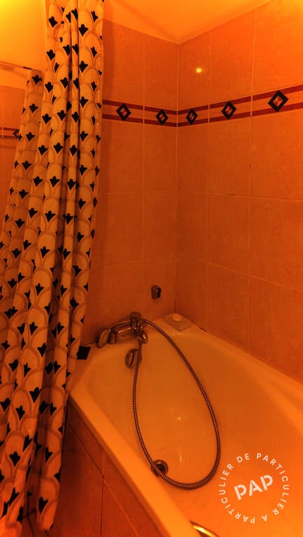 Flat Rue des Champarons in Colombes