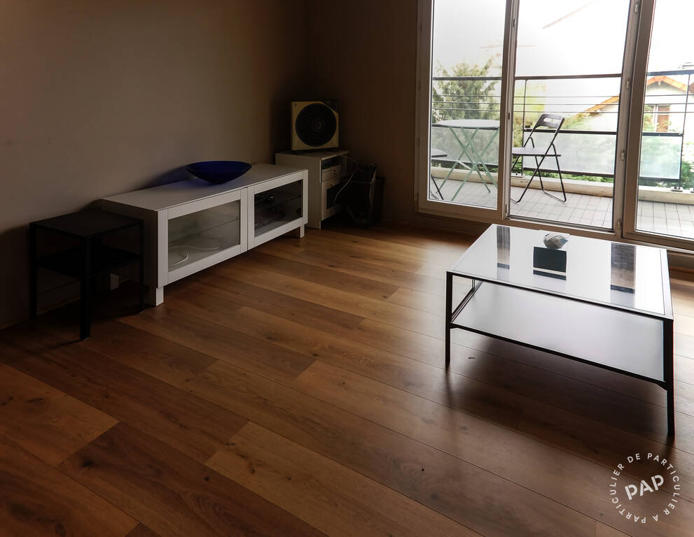 Flat Rue des Champarons in Colombes