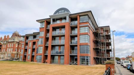 Flat Norfolk Avenue in Bispham