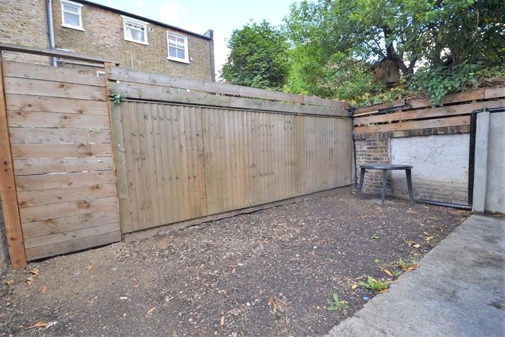 House Buckley Road in Greater London