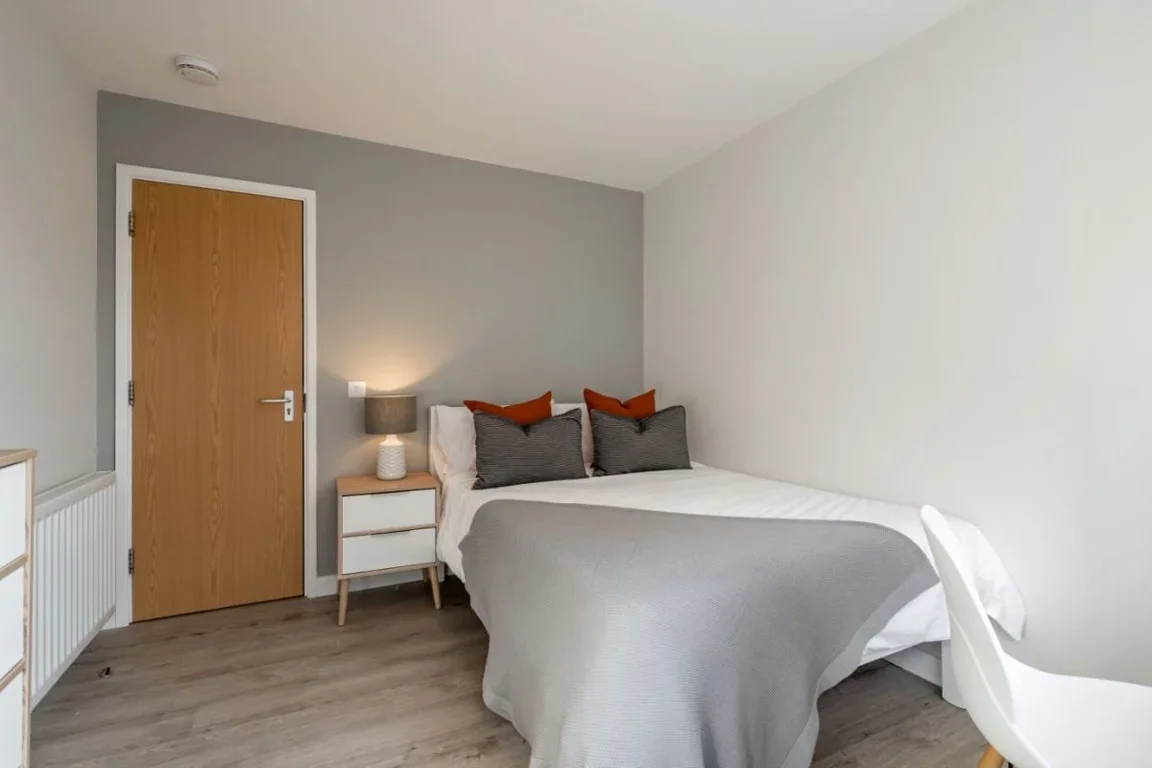 Flat Falconar Street in Newcastle upon Tyne